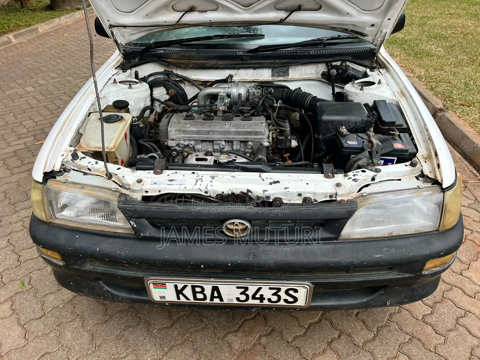 Toyota Corolla 2002 White