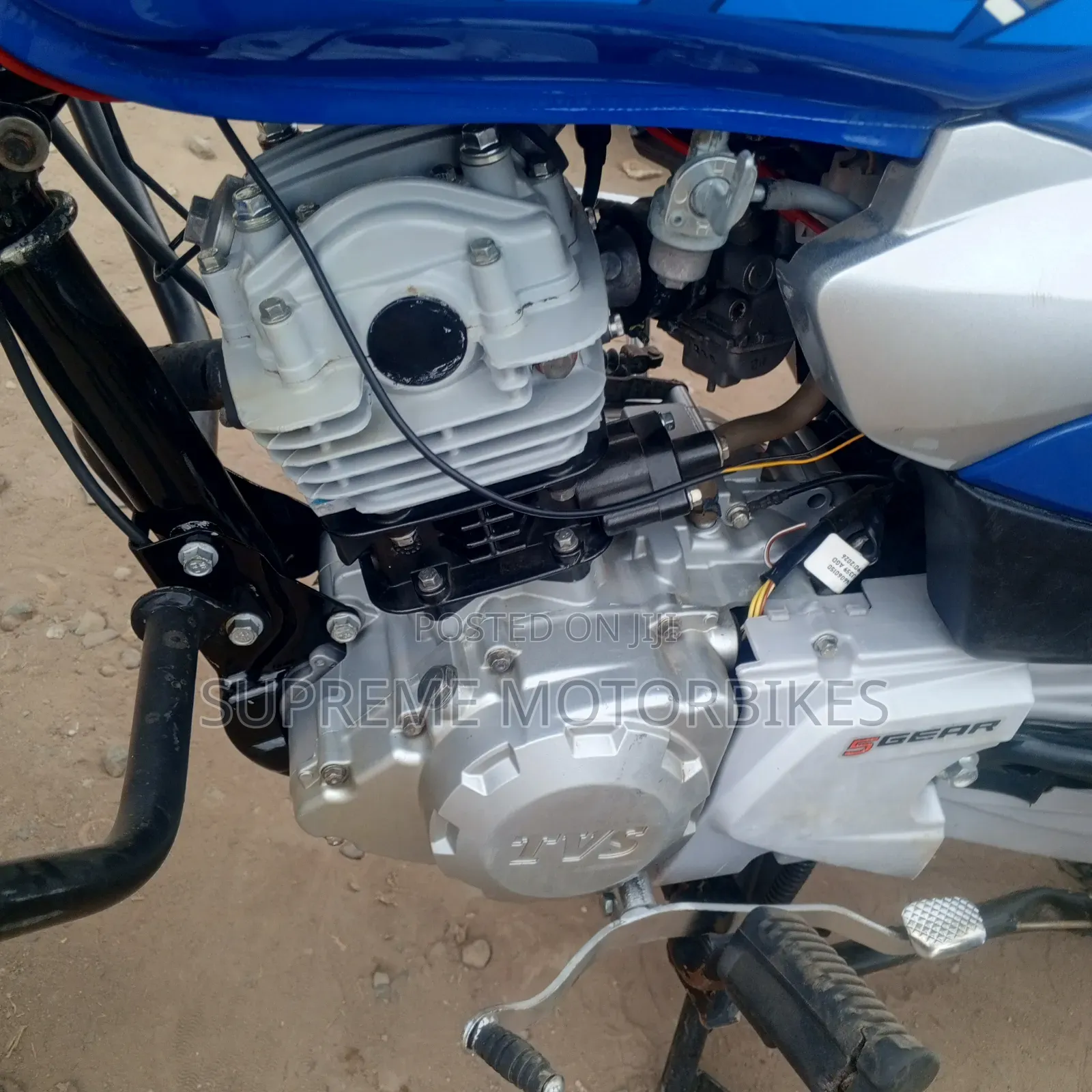 TVS HLX 125 2026 Blue