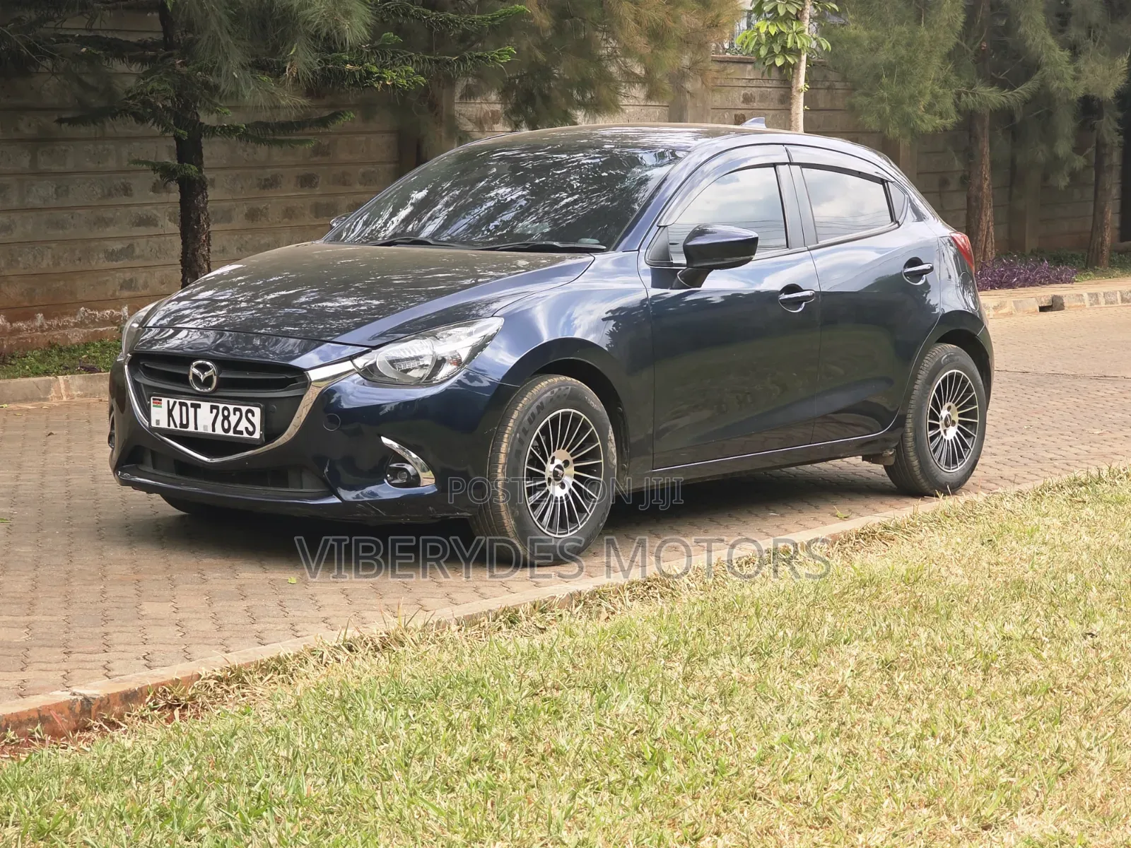 Mazda Demio 2018 Burgundy