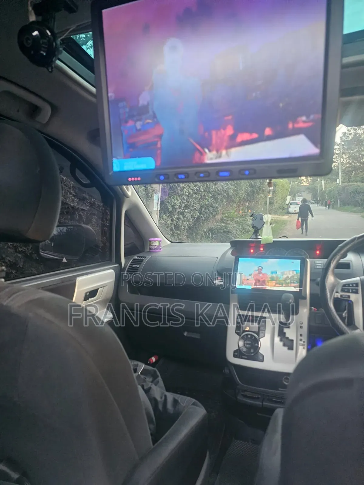 Toyota Noah 2013 Silver