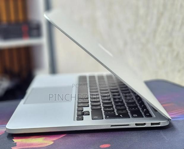 Laptop Apple MacBook Pro 2015 16GB Intel Core i7 SSD 512GB - thumbnail 3