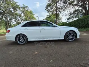 Mercedes-Benz E250 SV Premium 2014 White
