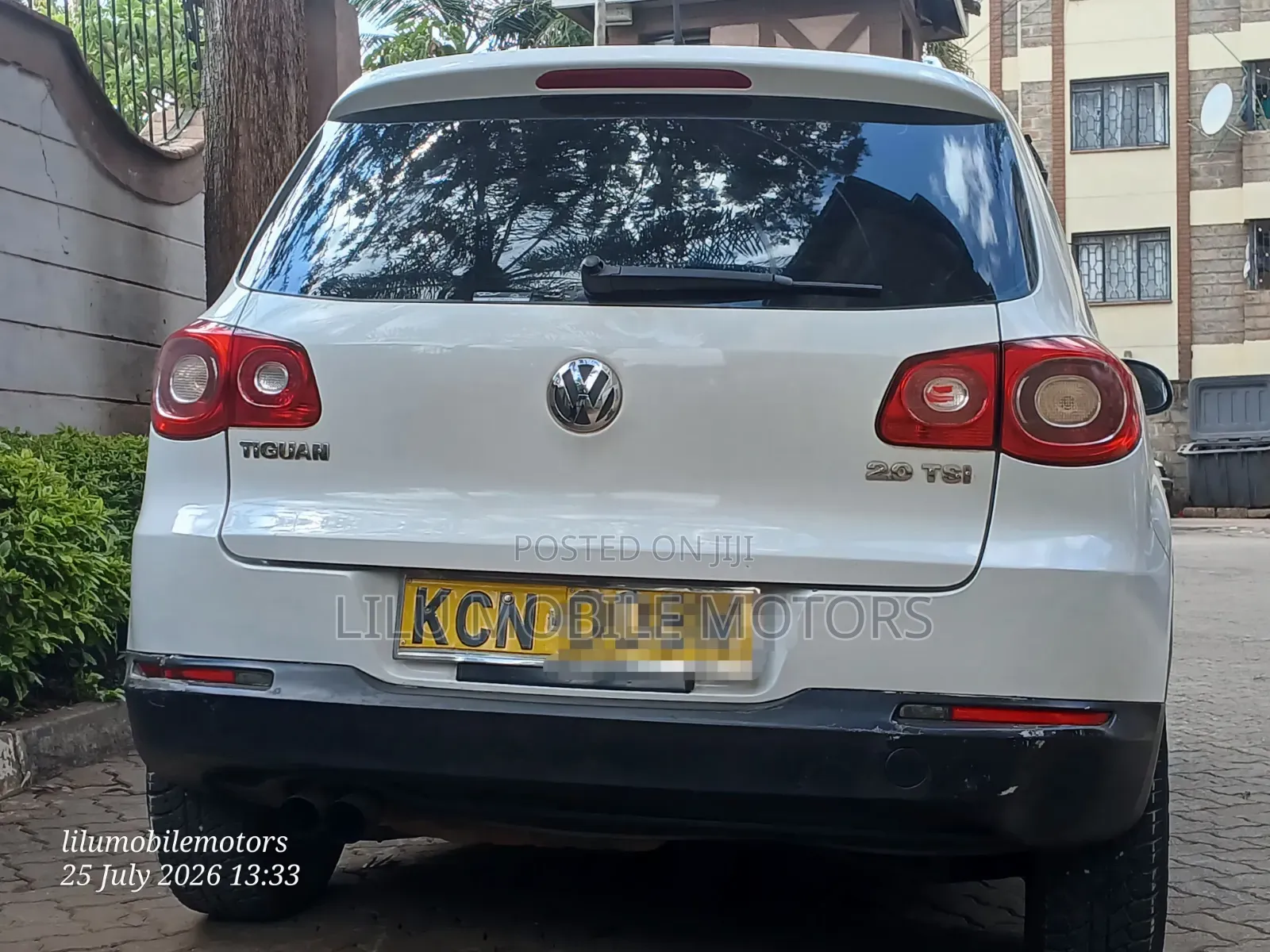 Volkswagen Tiguan S 2010 White