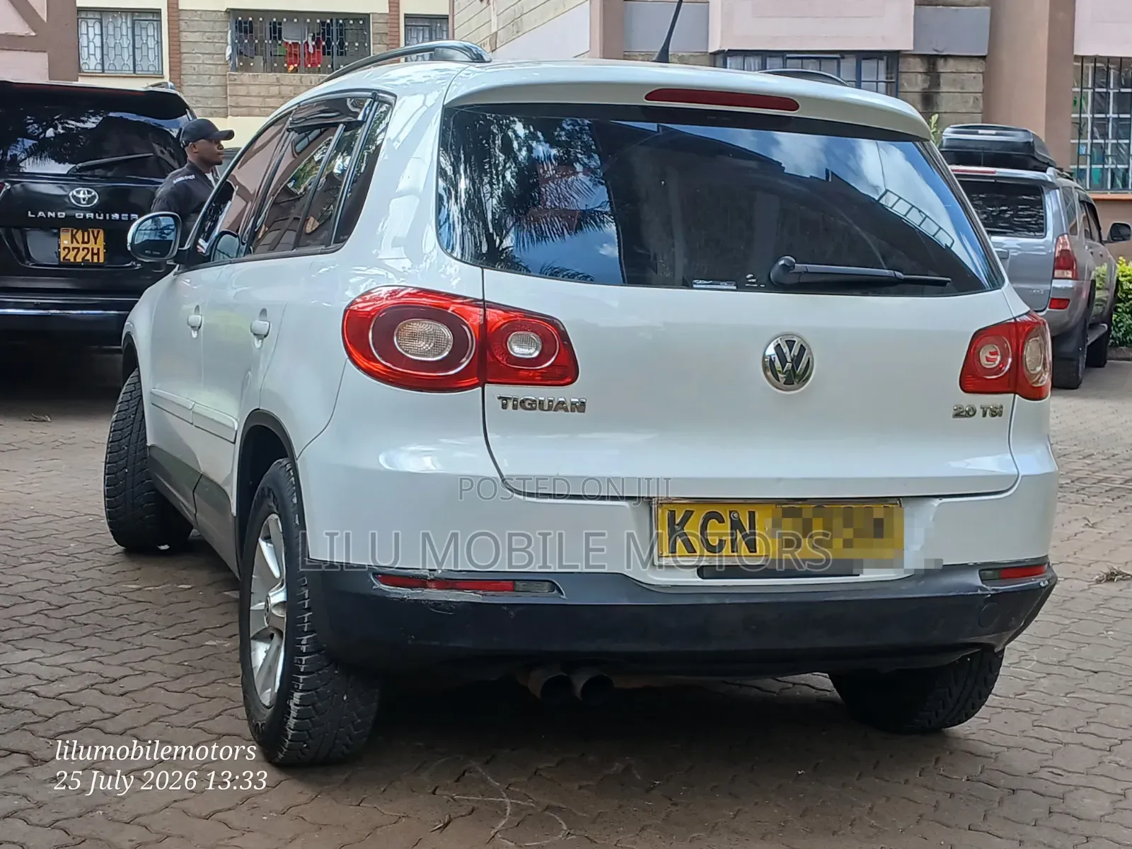 Volkswagen Tiguan S 2010 White