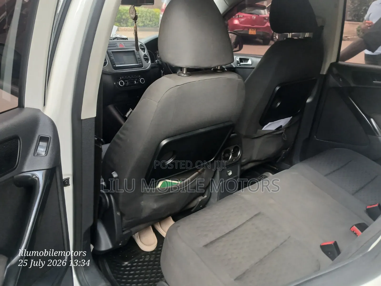 Volkswagen Tiguan S 2010 White
