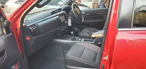 Toyota Hilux 2020 Red