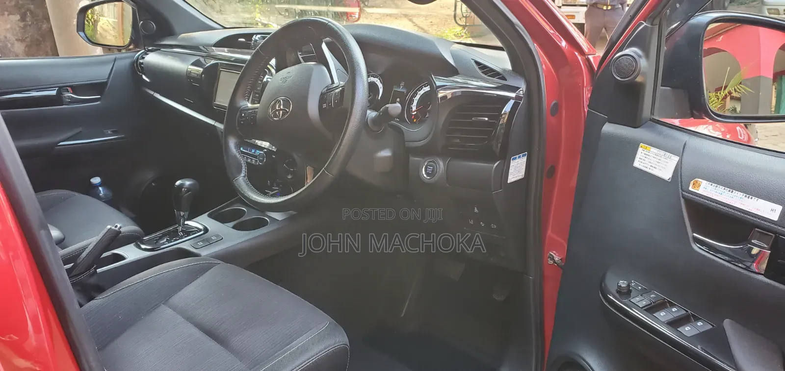 Toyota Hilux 2020 Red