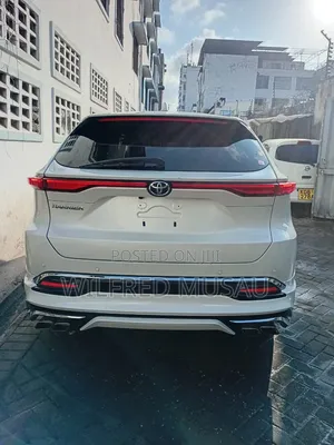 Toyota Harrier 2020 White