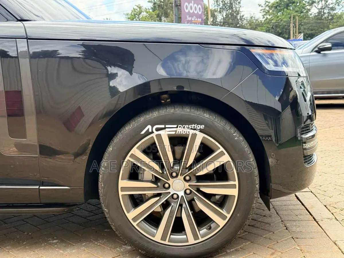 Rover Land 2022 Black