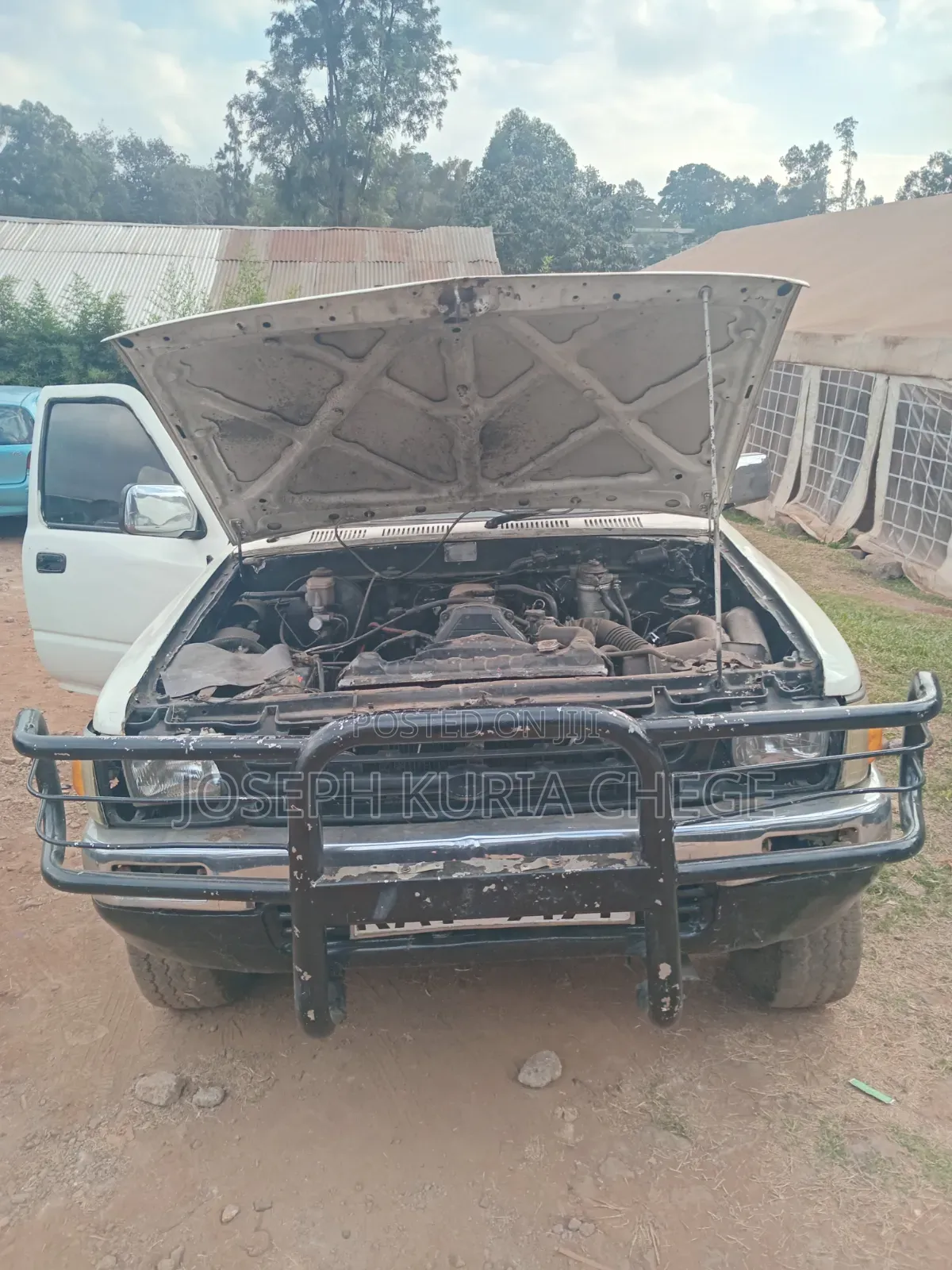 Toyota Hilux 1996 White