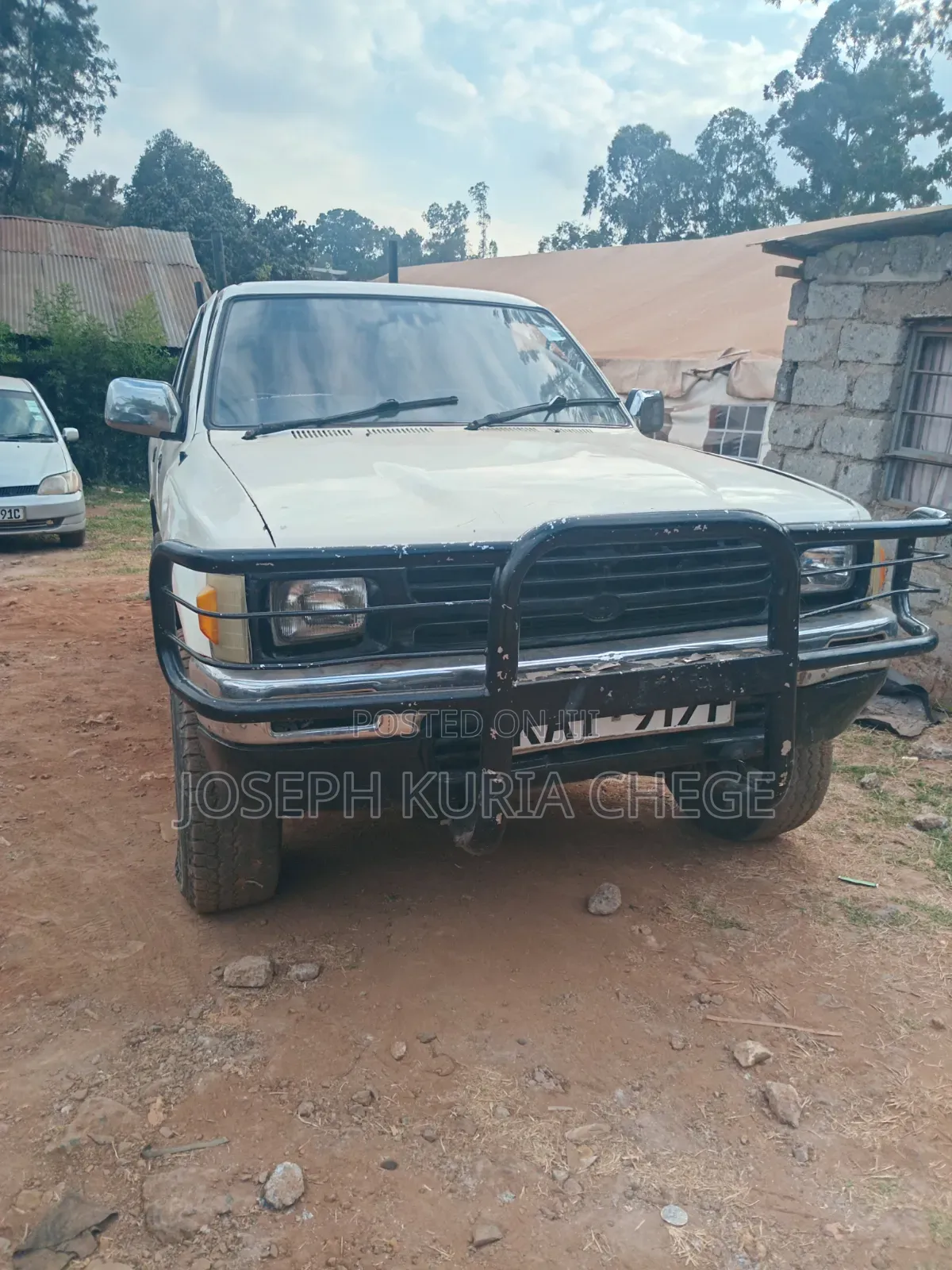 Toyota Hilux 1996 White