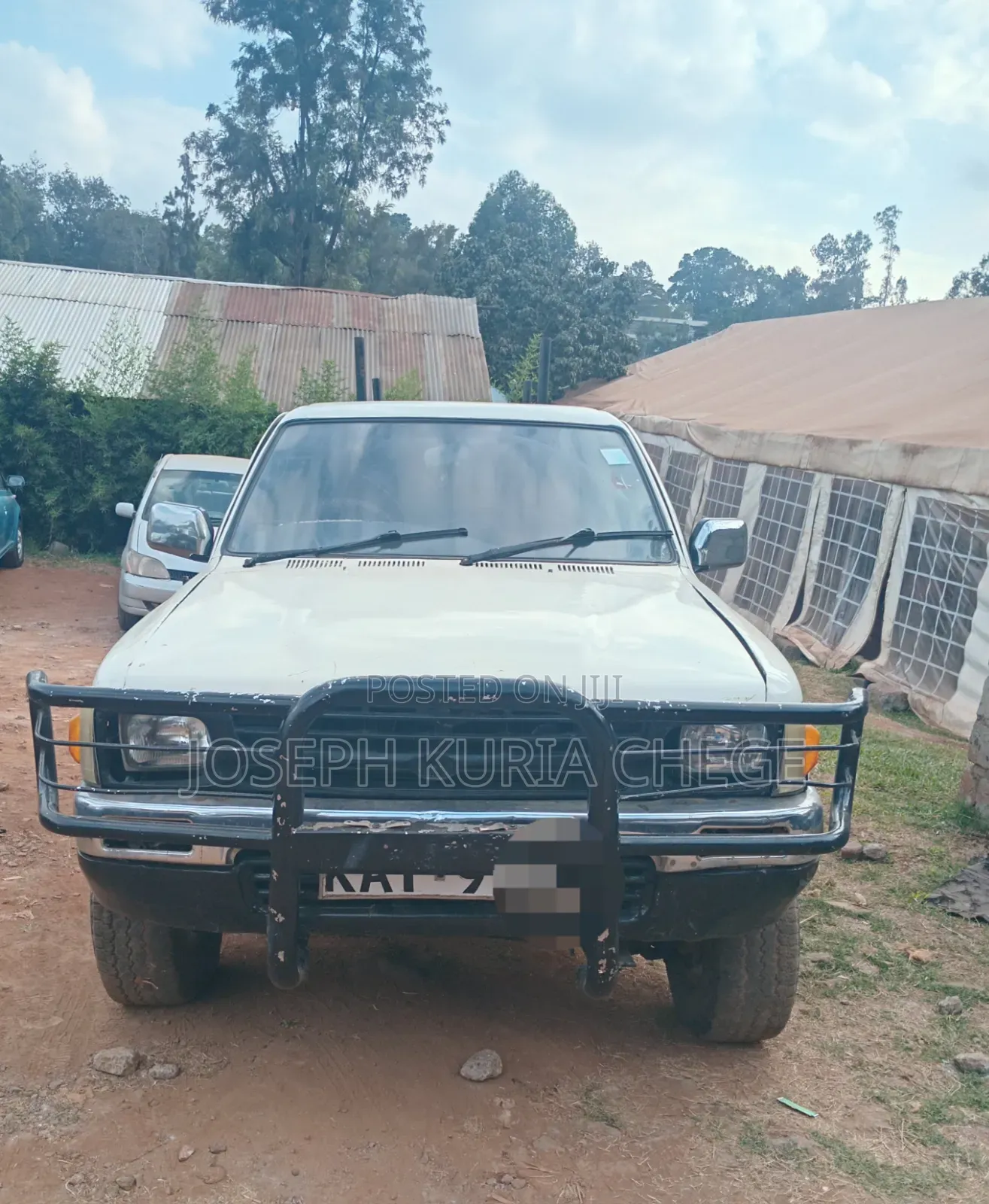 Toyota Hilux 1996 White