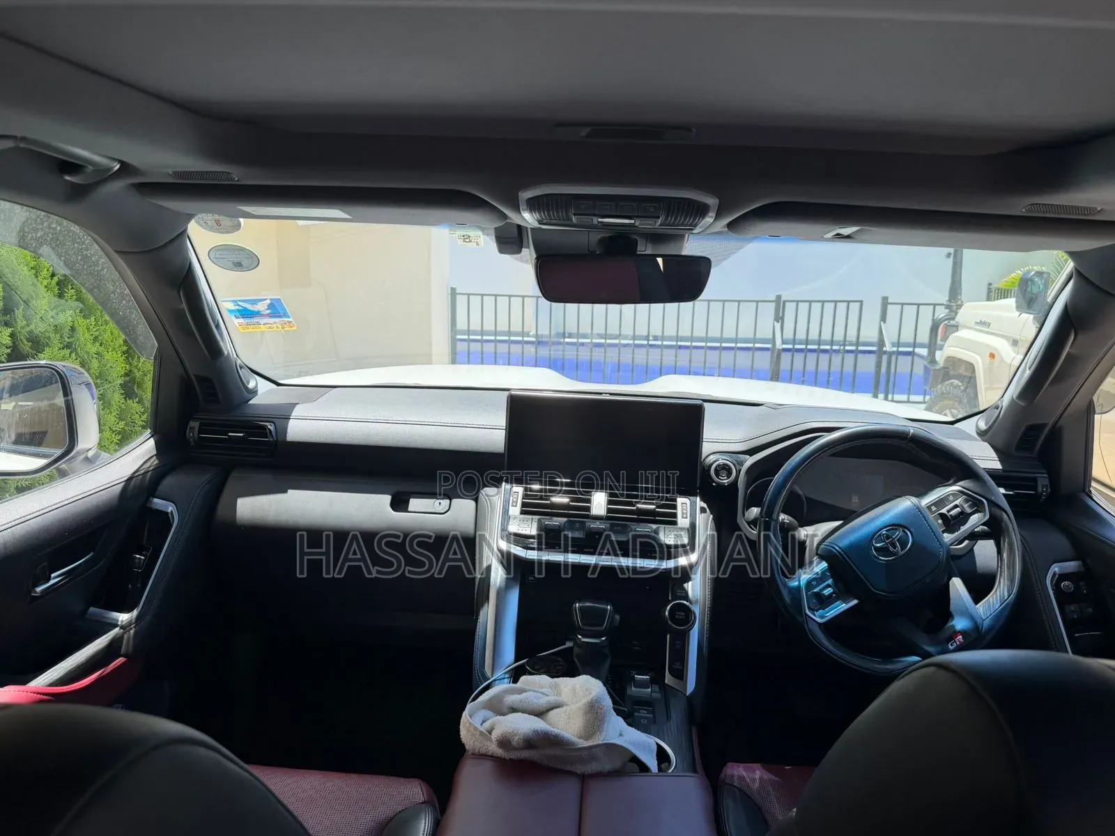 Toyota Land Cruiser 2021 White