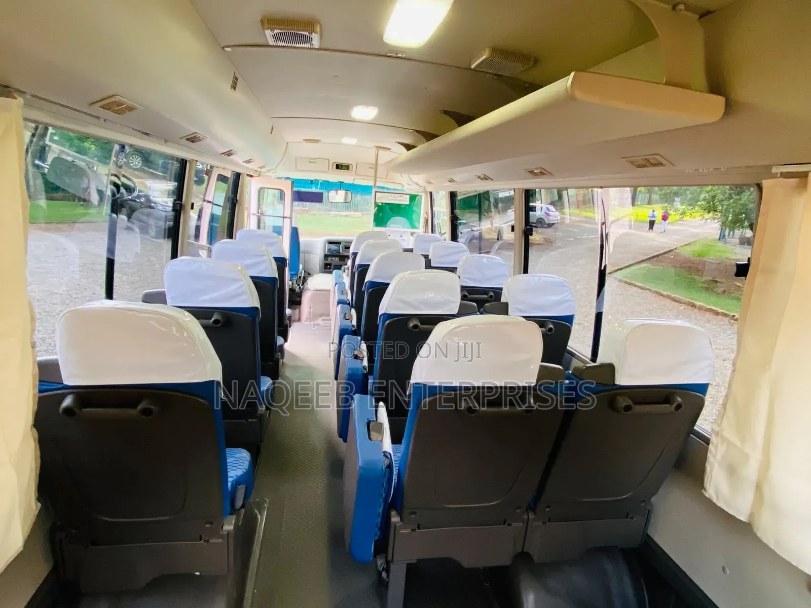 Mitsubishi Fuso Rosa 2019 White