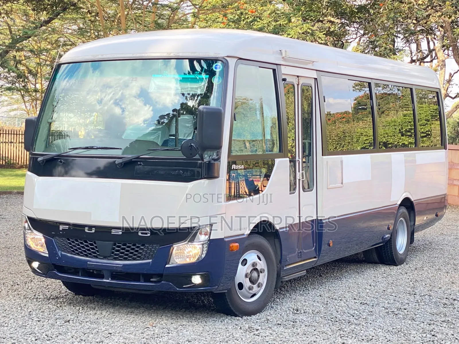 Mitsubishi Fuso Rosa 2019 White