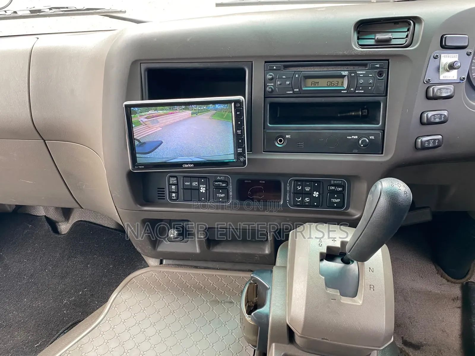 Mitsubishi Fuso Rosa 2019 White