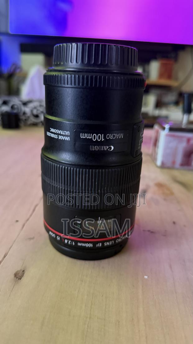 Canon Macro Lens 100mm - thumbnail 2