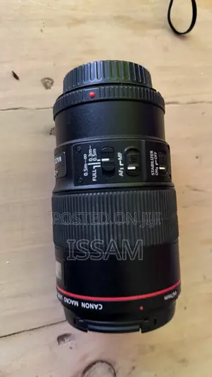 Canon Macro Lens 100mm