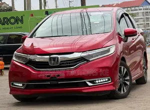 Honda Shuttle 1.5 Hybrid 2WD 2019 Red