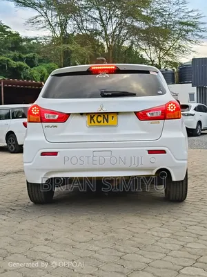 Mitsubishi RVR 2010 White