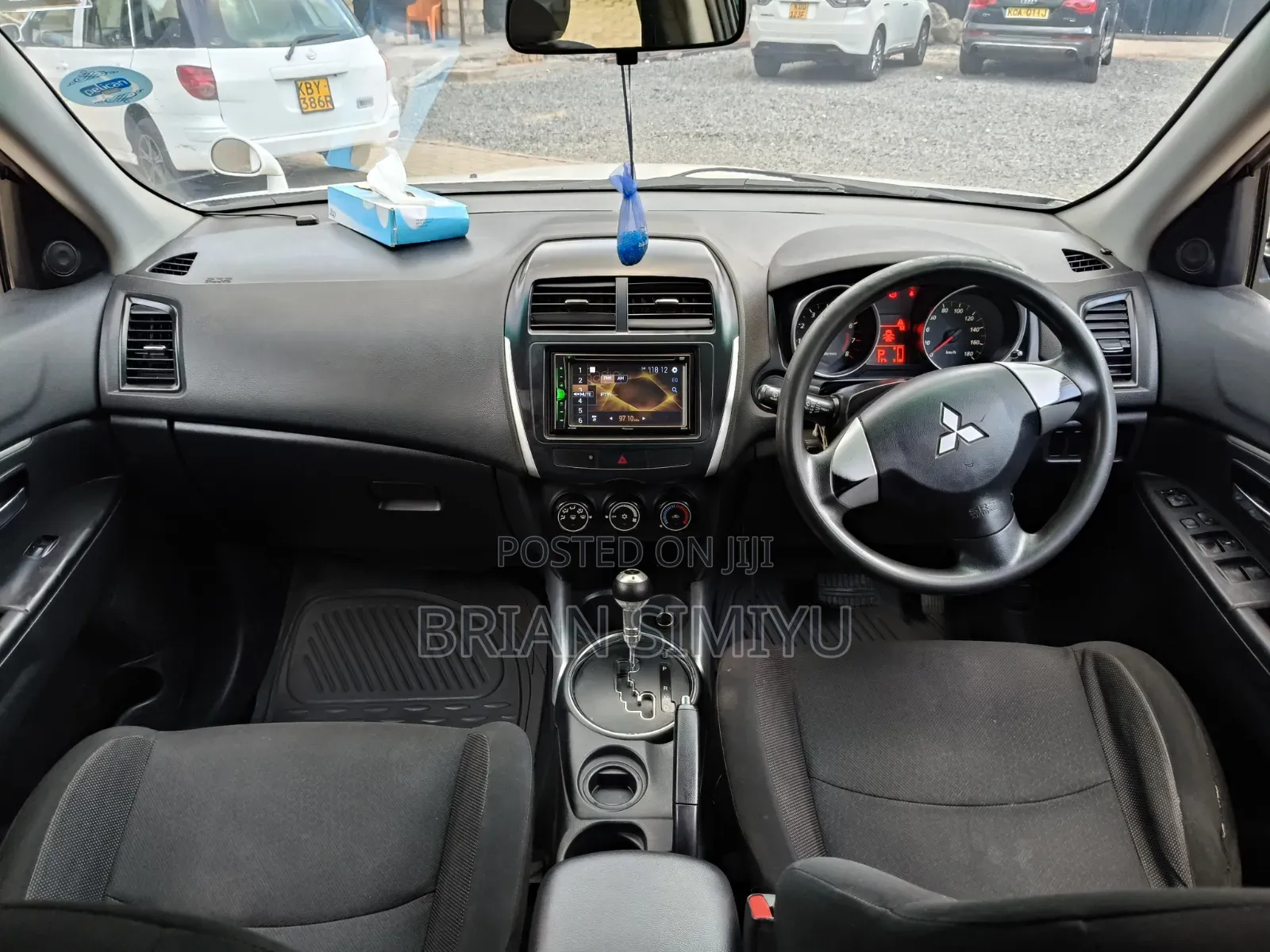 Mitsubishi RVR 2010 White