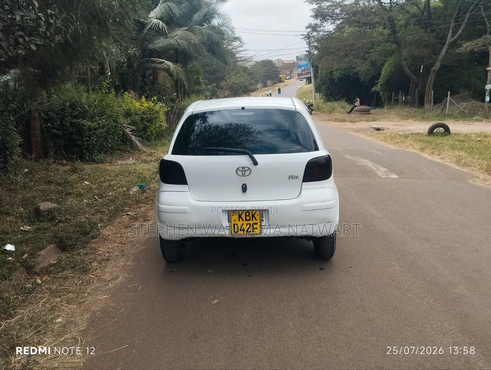 Toyota Vitz 2002 White