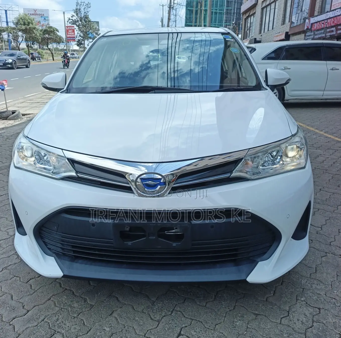 Toyota Axio 1.5 Hybrid 2WD 2019 White