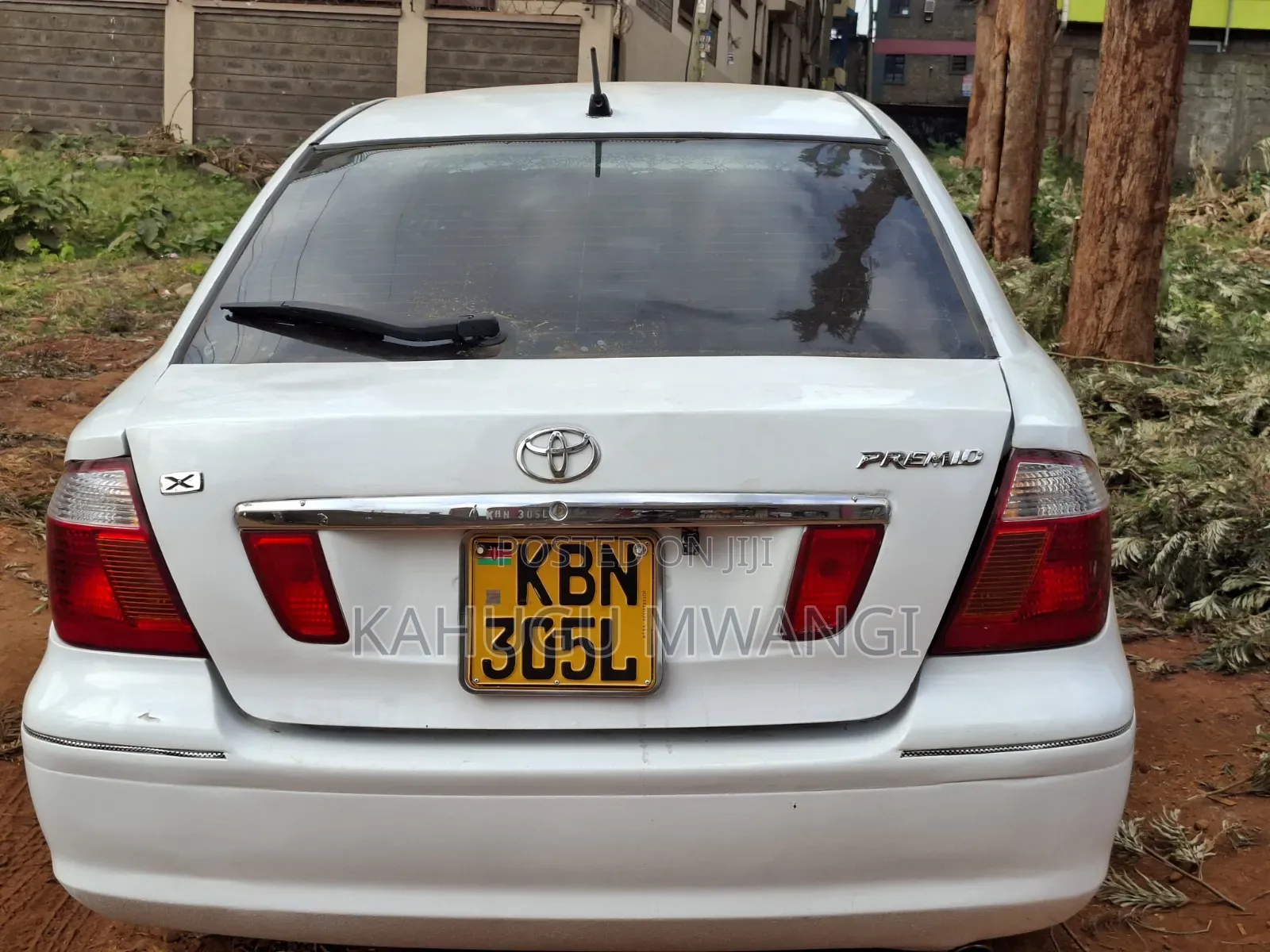 Toyota Premio 2005 White