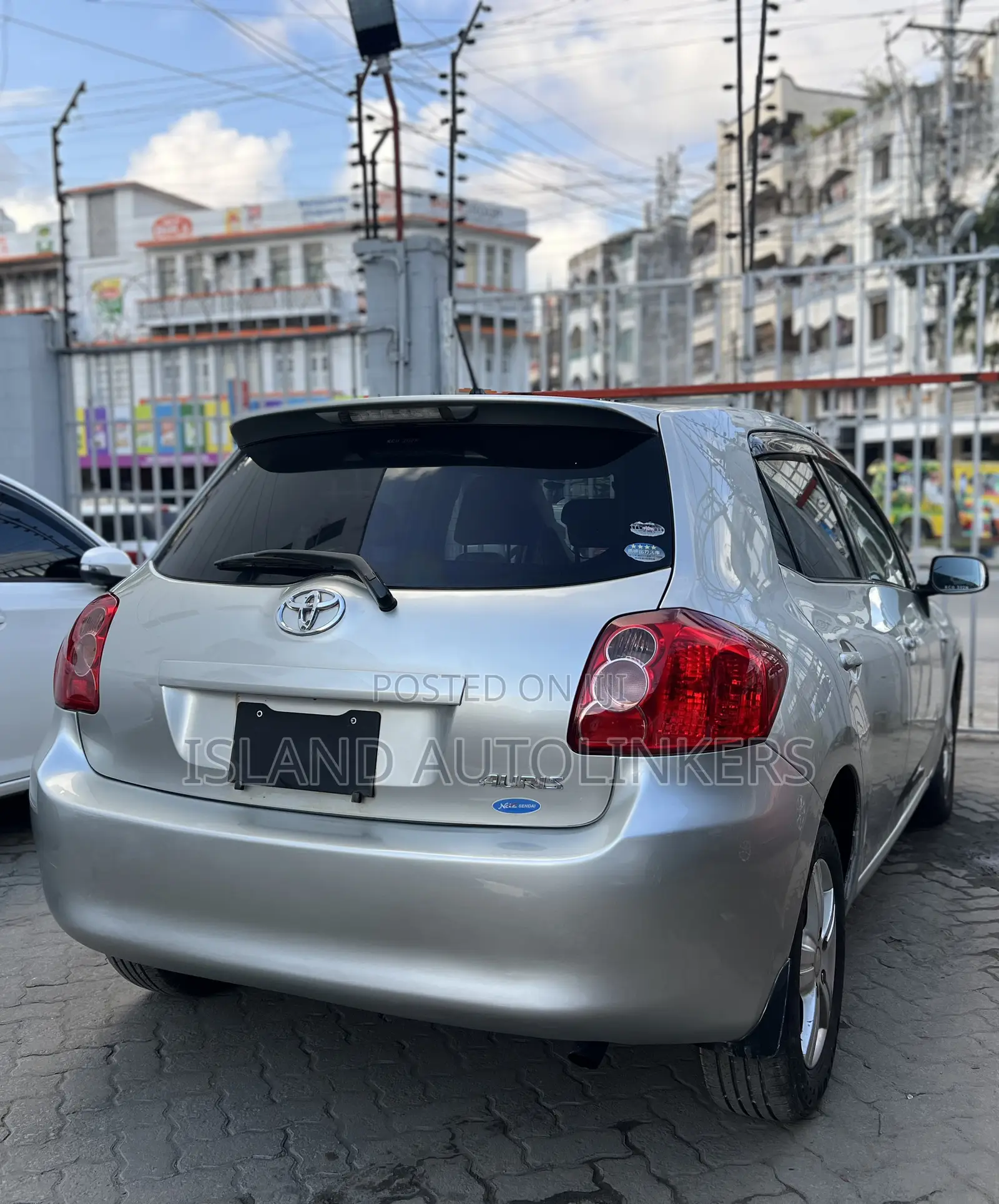 Toyota Auris 2009 Silver