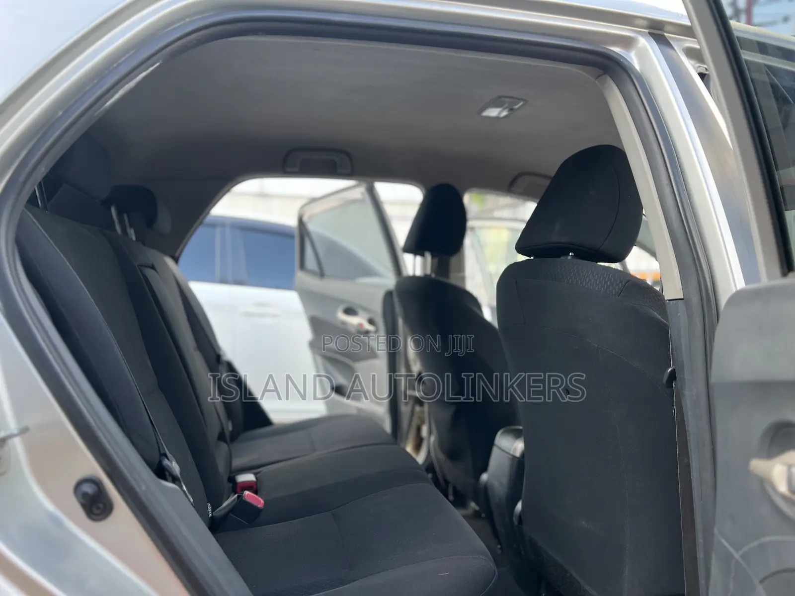Toyota Auris 2009 Silver