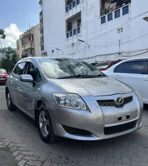 Toyota Auris 2009 Silver