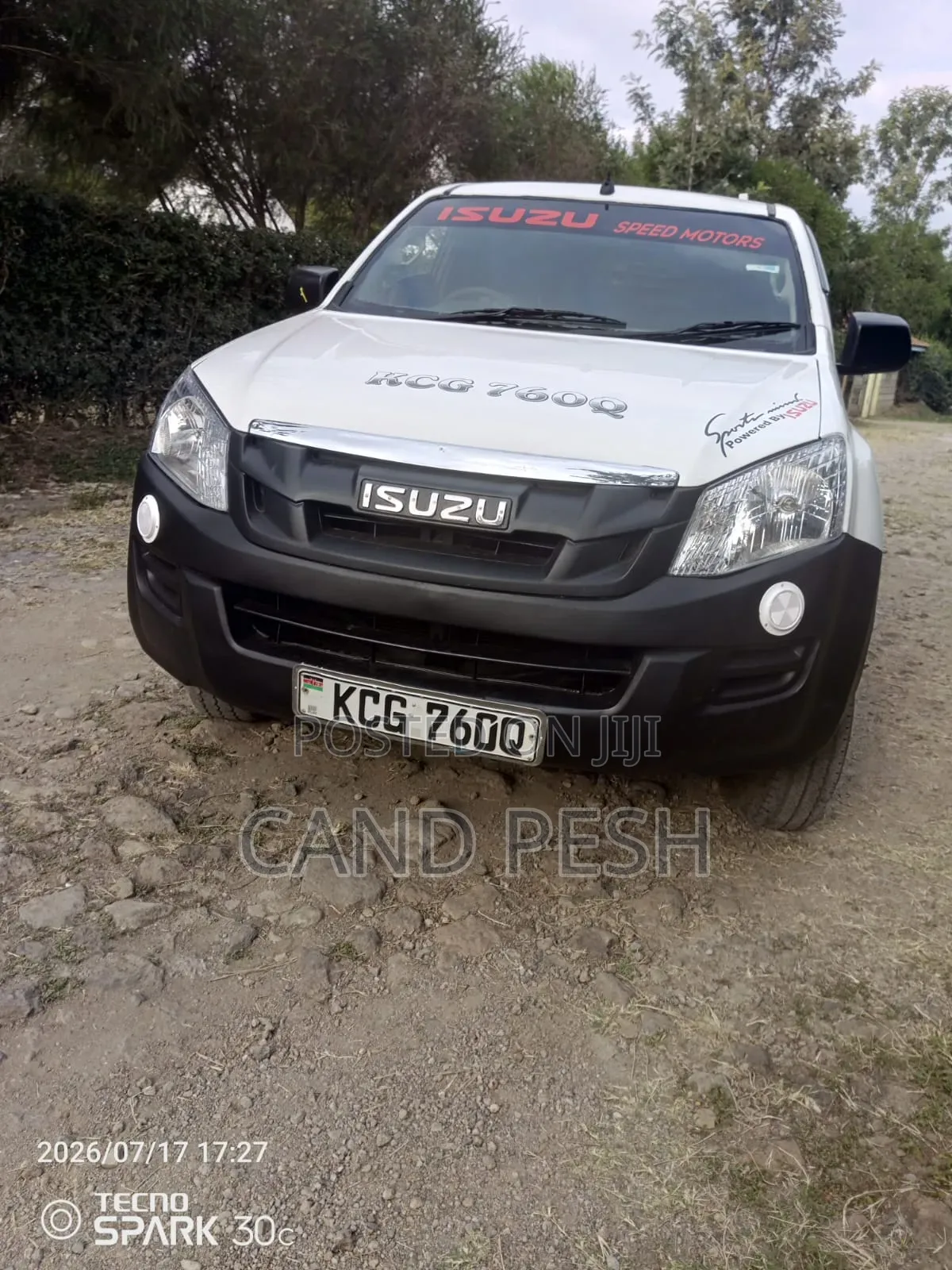 Isuzu D-MAX 2012 Gray