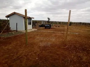 Single Room in Own 5 Acre Farm
