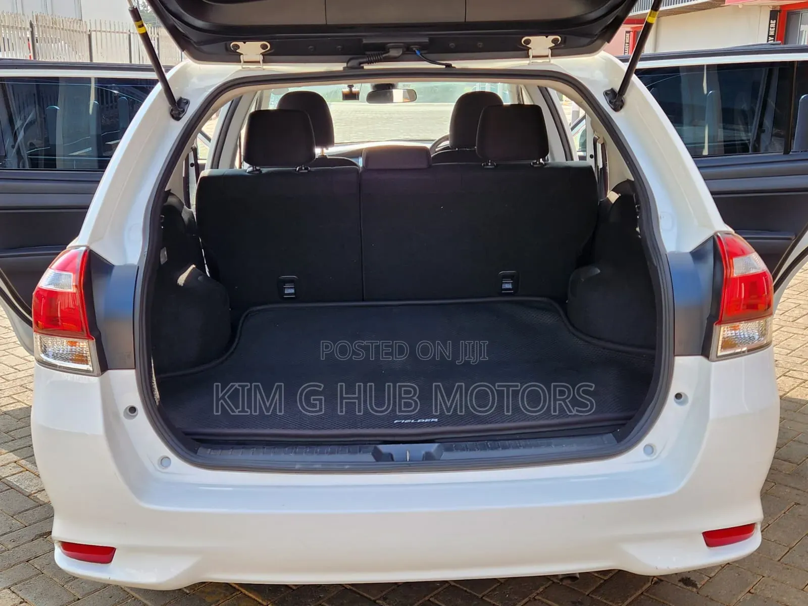Toyota Corolla Fielder 2019 Pearl