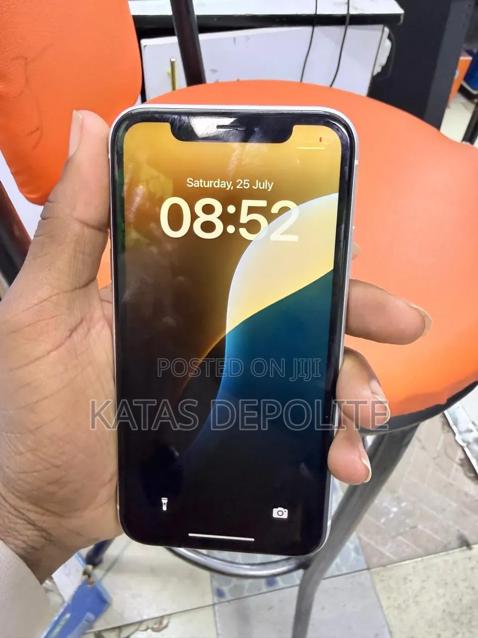 Apple iPhone XR 64 GB White