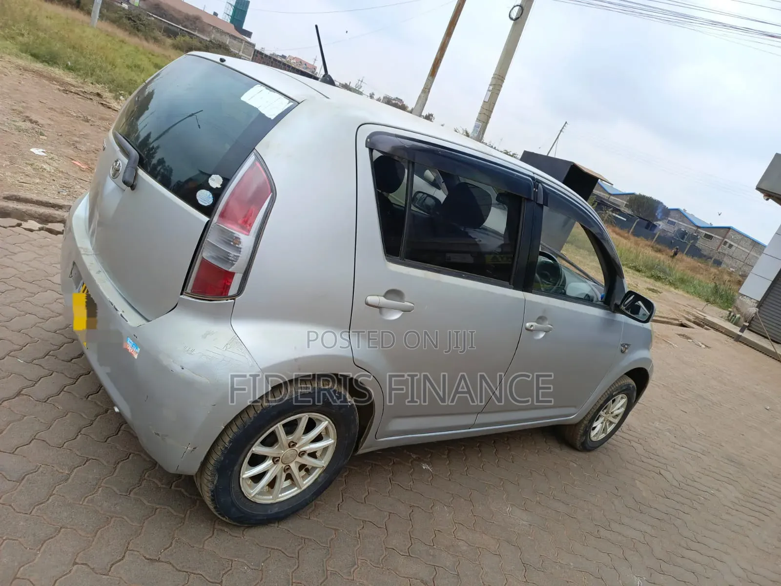Toyota Passo 2004 Silver