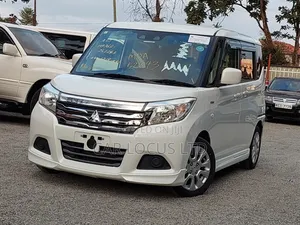 Mitsubishi Delica 2019 Pearl