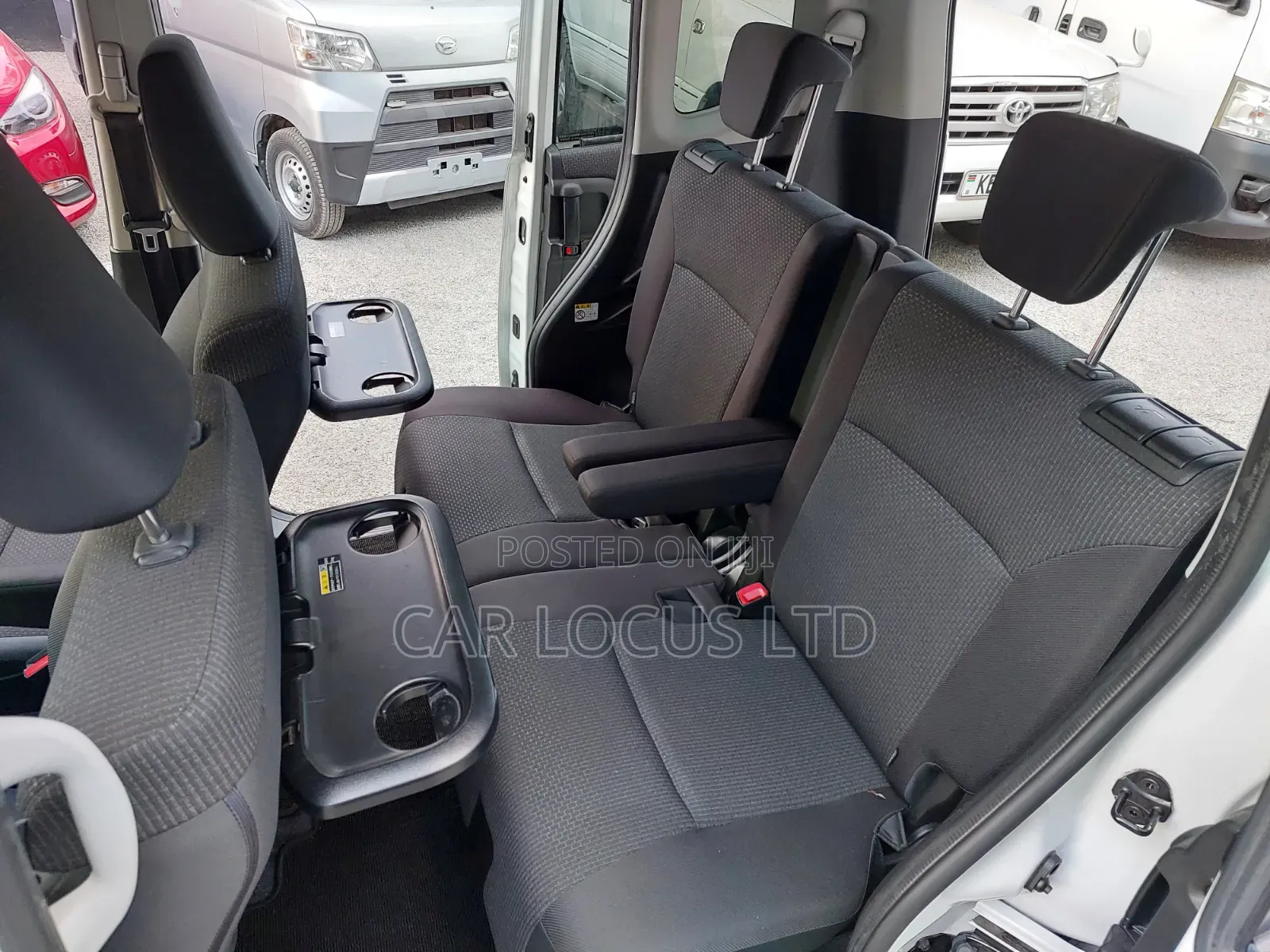 Mitsubishi Delica 2019 Pearl