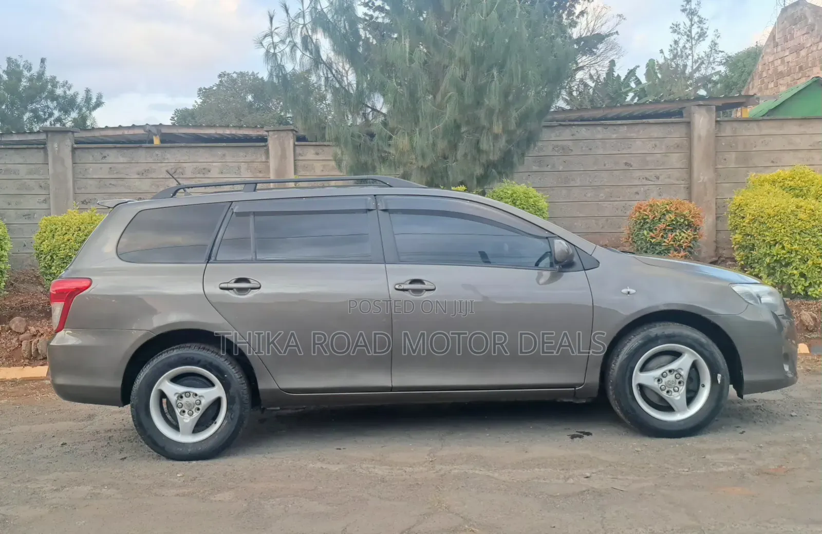 Toyota Corolla Fielder 2010 Gray
