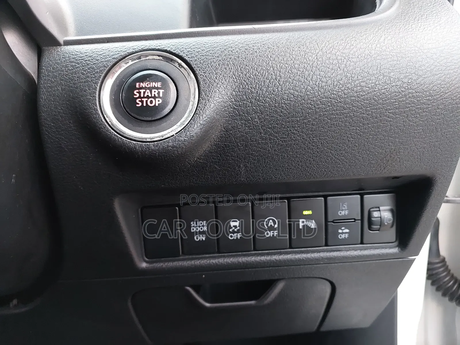 Mitsubishi Delica 2019 Pearl