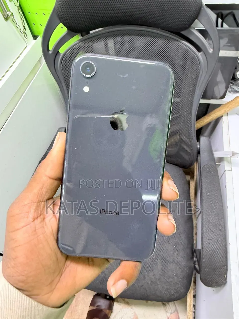 Apple iPhone XR 64 GB Black