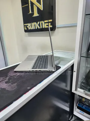 Laptop HP EliteBook 755 8GB AMD Ryzen 7 SSD 256GB