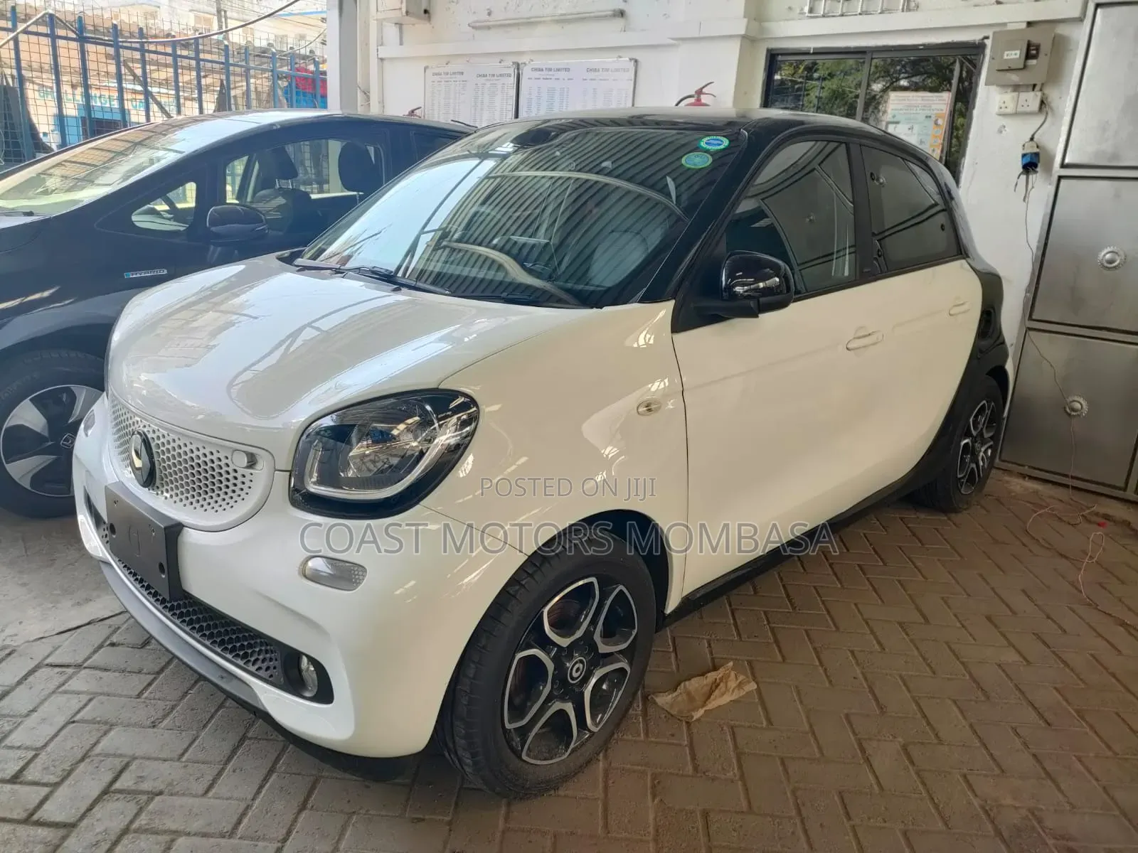 Smart ForFour 2020 White