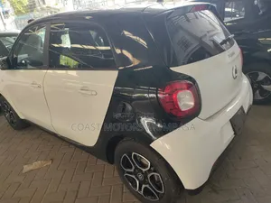 Smart ForFour 2020 White
