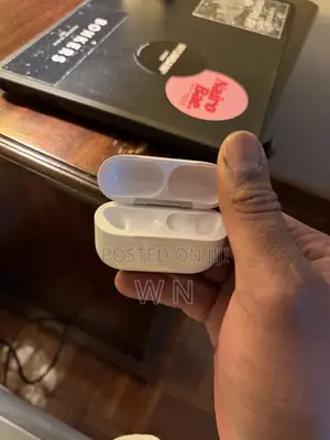 Original Case Only / Original Airpods Pro 3rd Geneneration Case