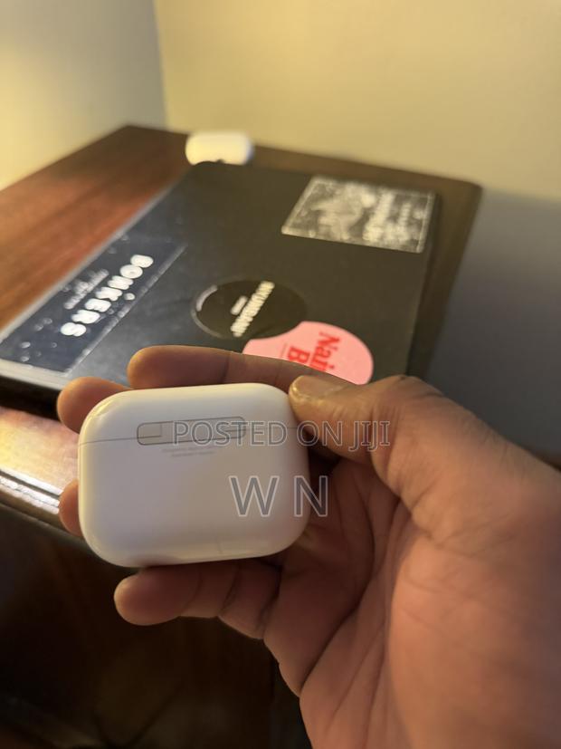 Original Case Only / Original Airpods Pro 3rd Geneneration Case - thumbnail 3