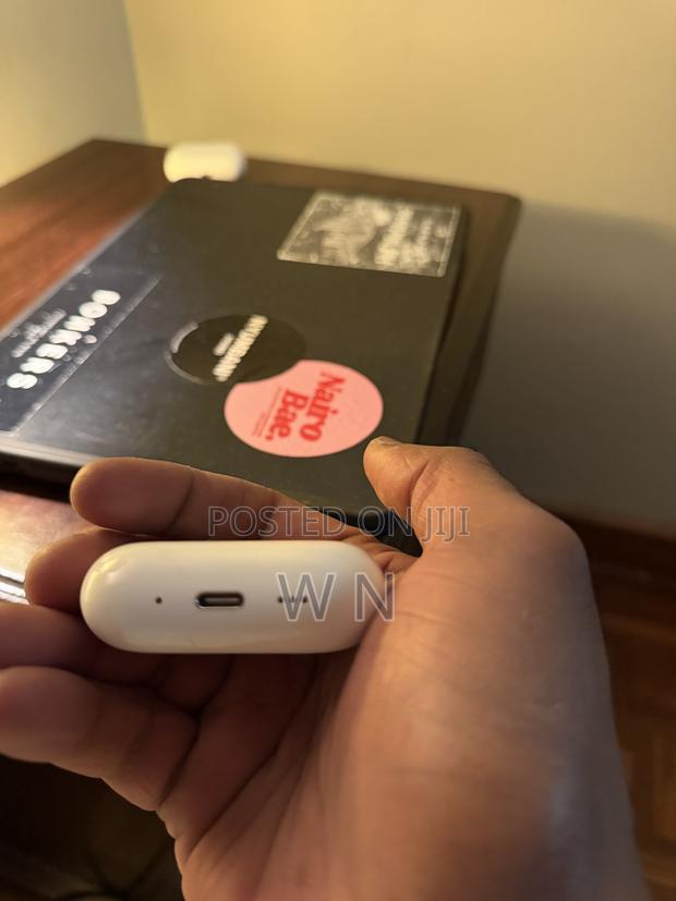 Original Case Only / Original Airpods Pro 3rd Geneneration Case - thumbnail 2