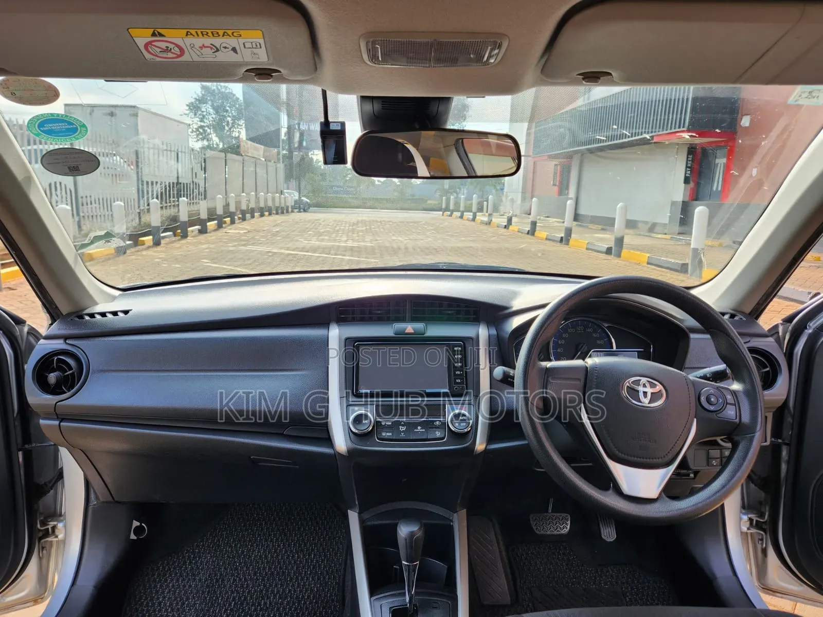 Toyota Corolla Fielder 2019 Silver