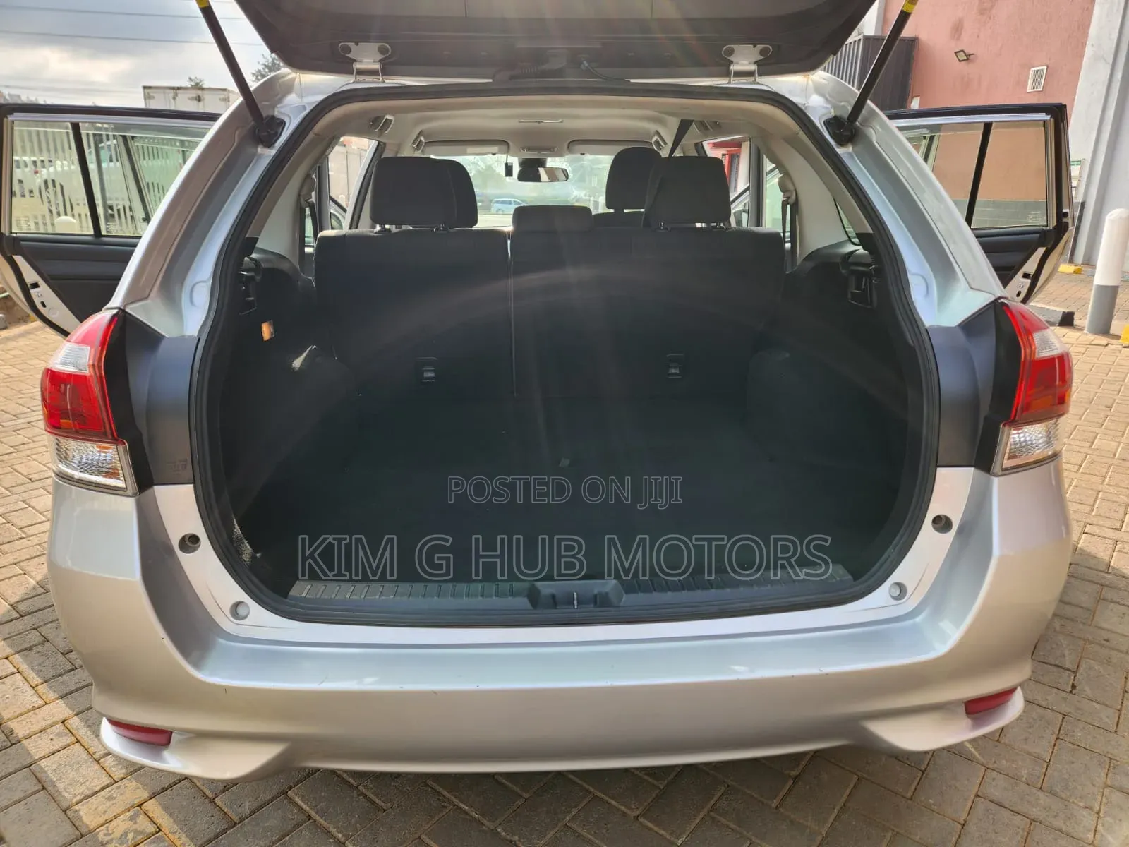 Toyota Corolla Fielder 2019 Silver