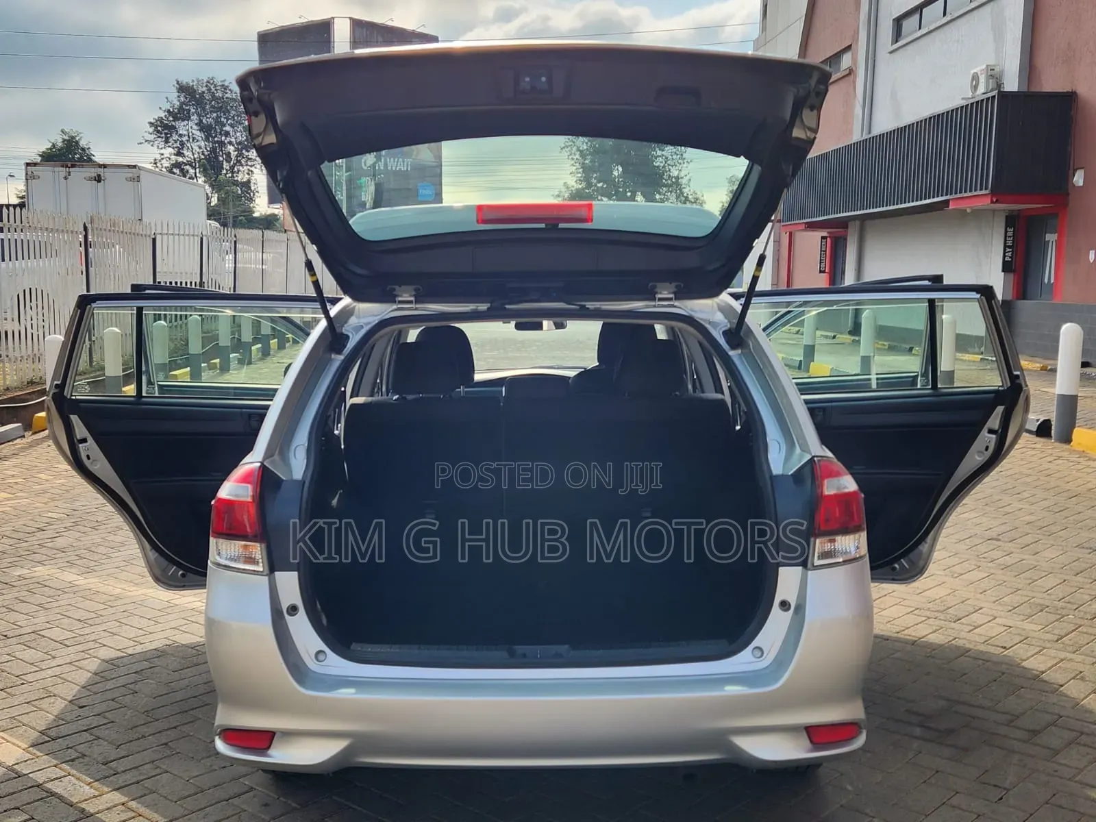 Toyota Corolla Fielder 2019 Silver